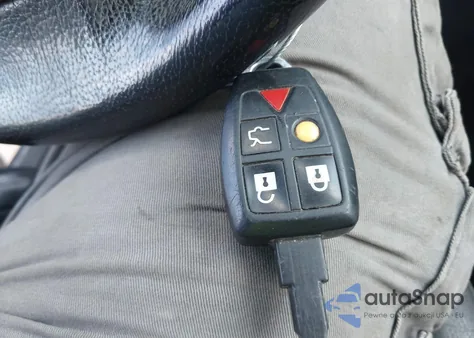 2007 Volvo S40 T5 z USA, uszkodzony, nr VIN YV1MS682872266329